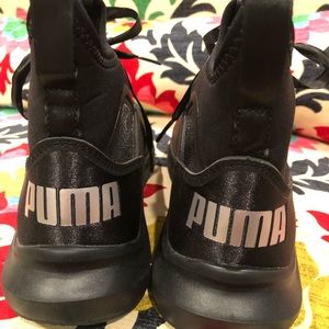 Ladies Puma Sneakers